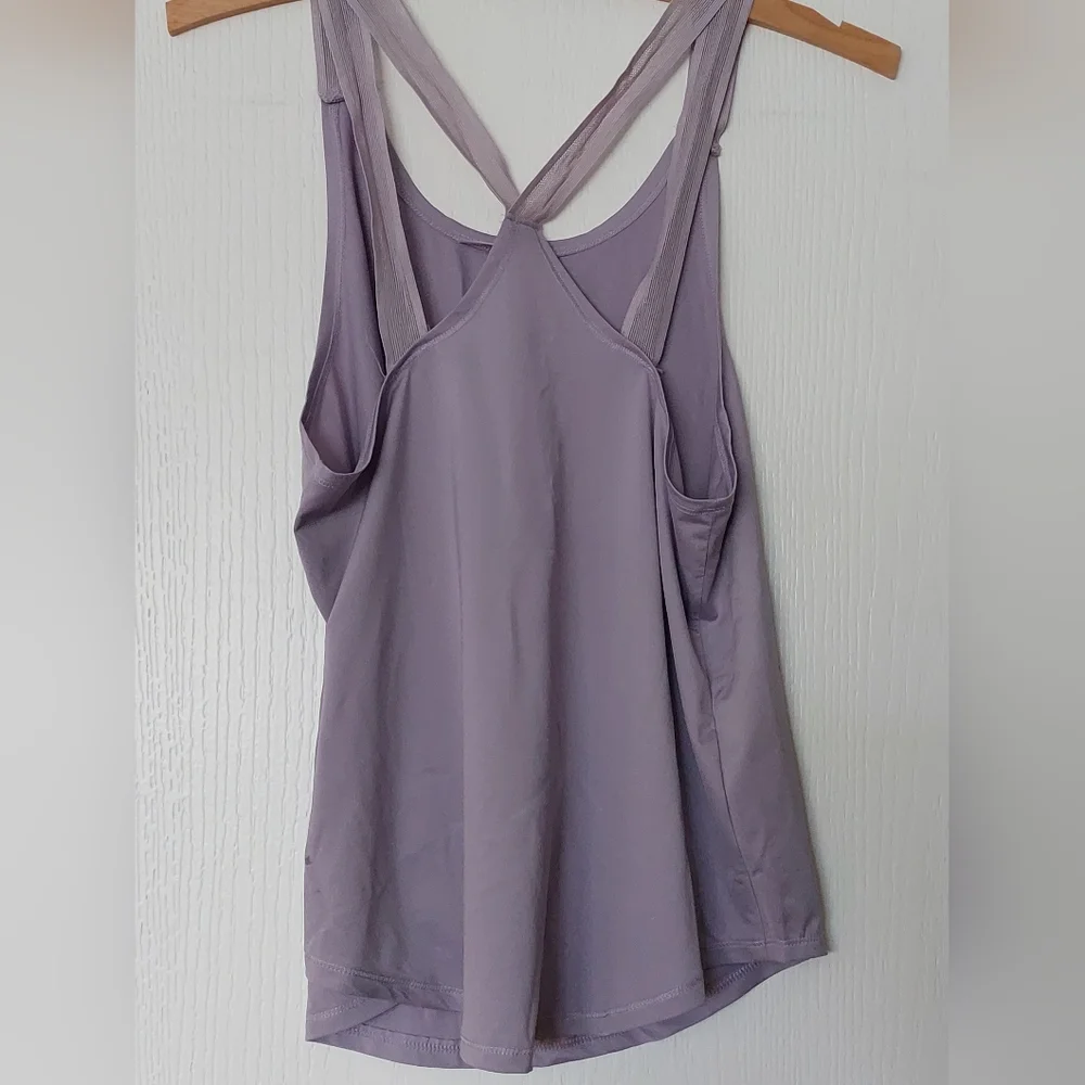 Flowy Reebok Tank Top - Picture 2 of 5